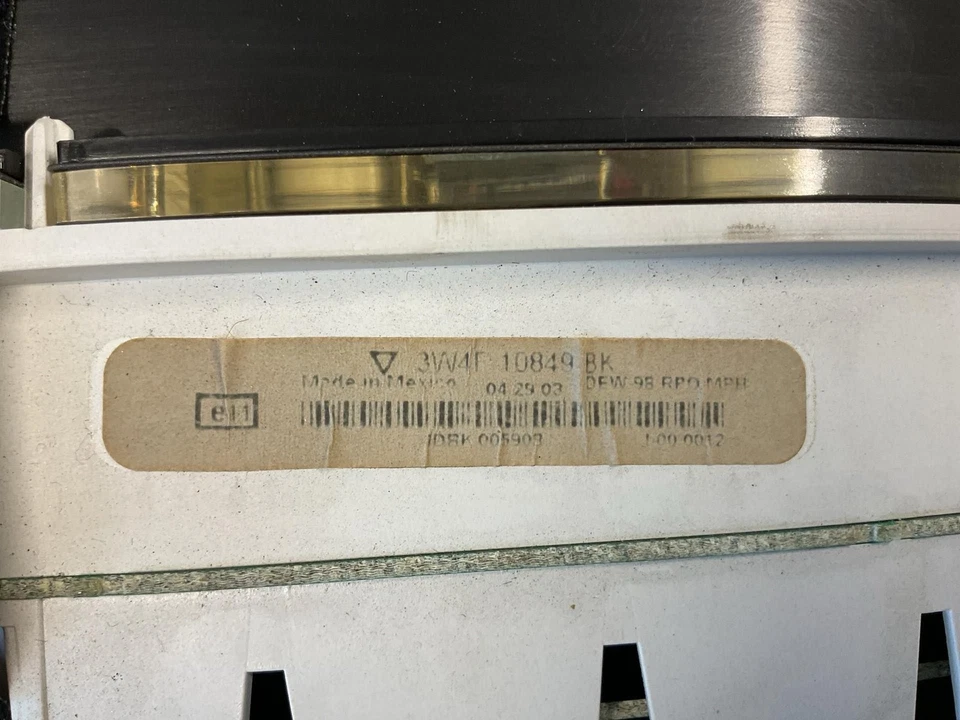 Velocímetro 2003 Lincoln LS V8 8 cilindros cuadro de instrumentos 166 k ID 3W4F-10849-BK Foto 4 de 4