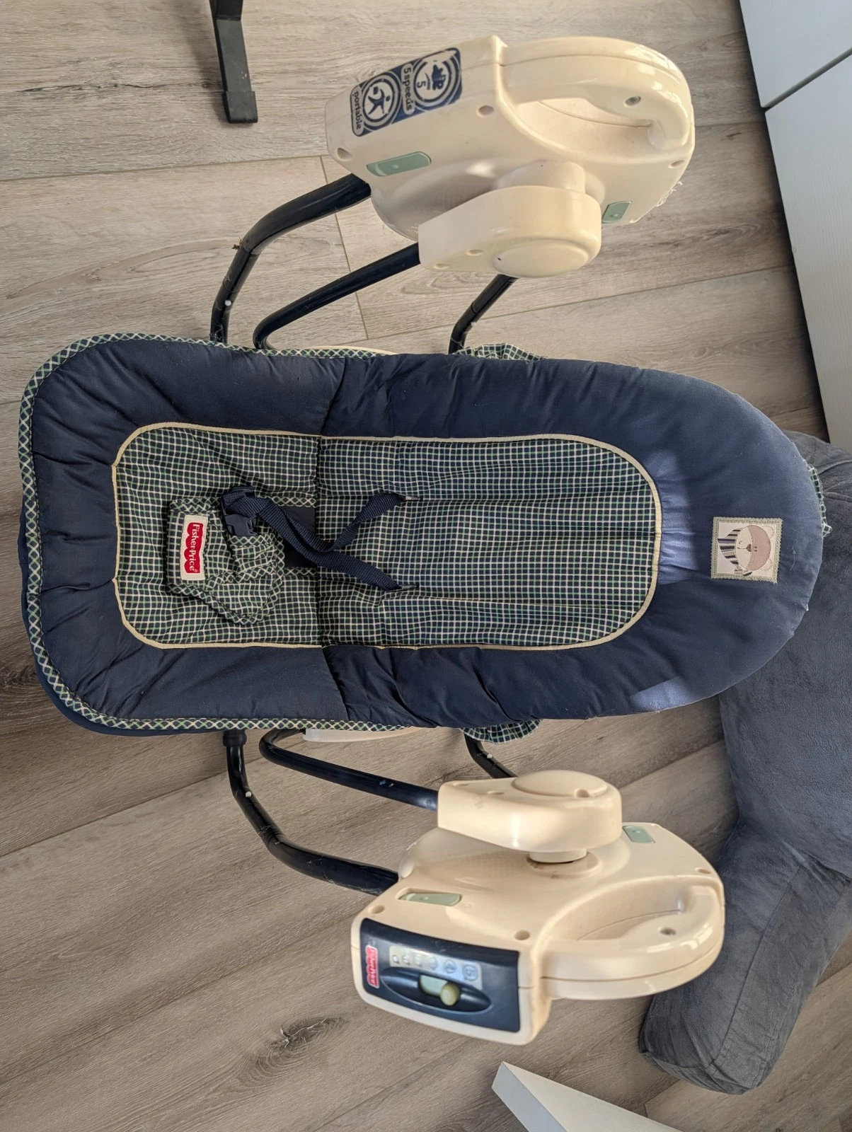 Fisher-Price Baby Swing Seat with Adjustable Recline and Safety Harness
Opens in a new window or tab