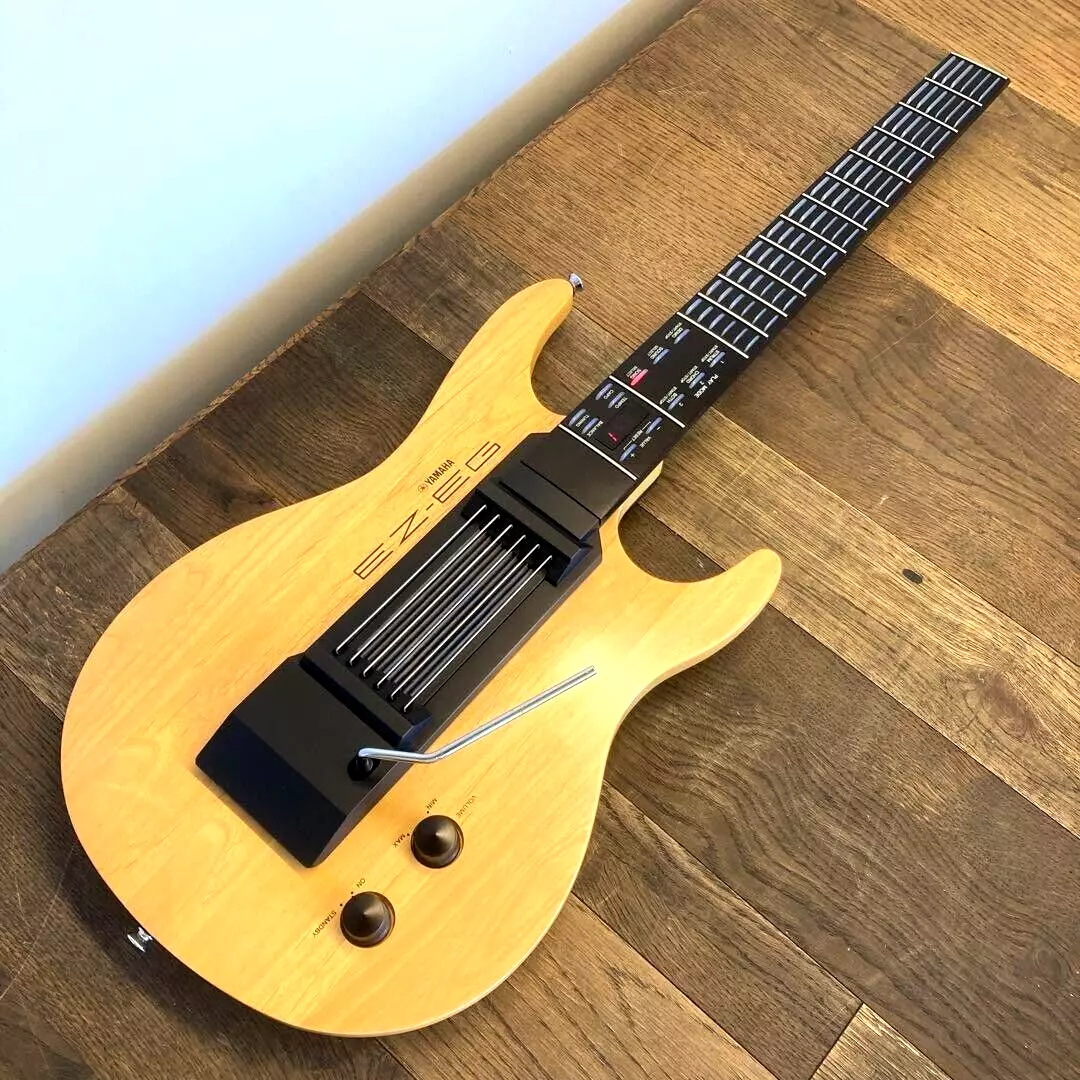 YAMAHA Silent Guitar EZ-EG Guitar