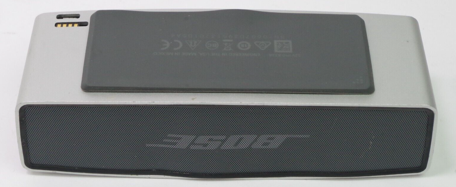 Bose SoundLink Mini Bluetooth Speaker * AS IS Battery Issue Flashing