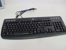 Logitech Internet 350 Keyboard Y-UM76A 867771-0403 Black Used