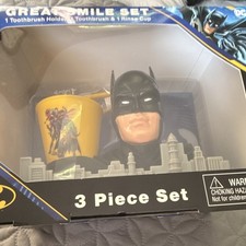 DC Great Smile Set Batman 3pc: Toothbrush, Holder  Rinse Cup Manual Nylon