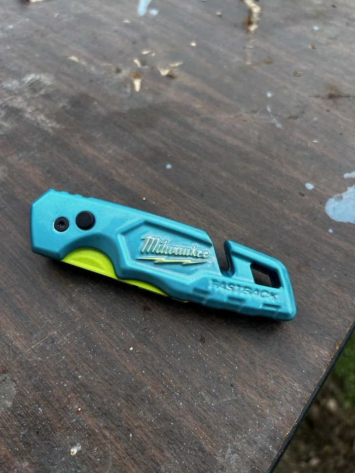 Milwaukee Fastback personalizado Foto 2 de 4