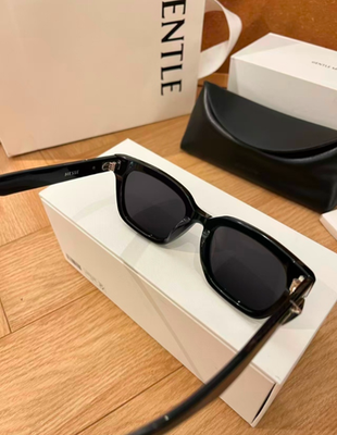 Gentle Monster Hesse 01 Sunglasses Black With Case New | eBay