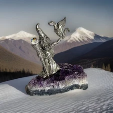 Spoontiques Fantasy Wizard & Dragon Crystal Ball on Amythest Geode VTG 80s