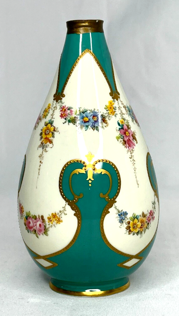花瓶  Crown Derby Royal Crown Derby Cups & Saucers - #1128 - Old Imari -