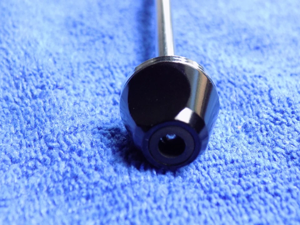 SRAM SKEWER FRONT ONLY 100MM BLACK NEW WITHOUT PACKAGE - Image 4 of 4