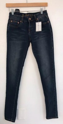 New with Tags Boutique D-Fuz Premium Denim wear Dark Wash Skinny Jeans size 3/4