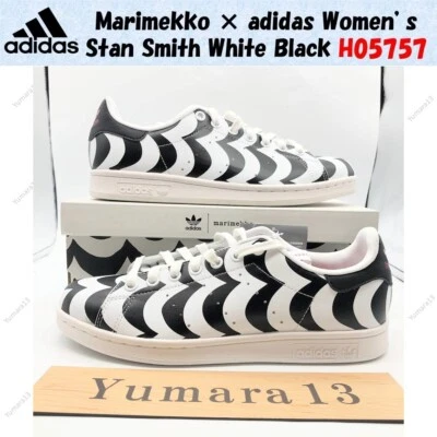 Taille femme Marimekko × adidas Stan Smith blanc noir H05757 - Photo 1/4