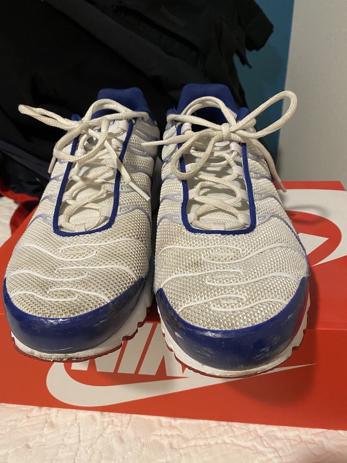 nike air max plus red white blue