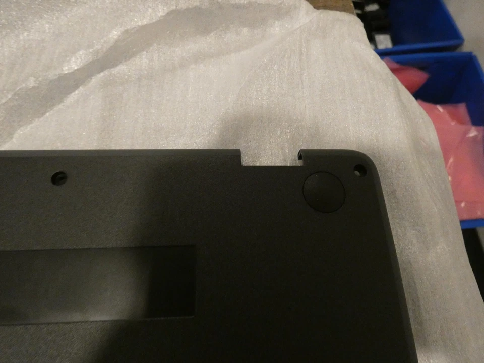 Новый OEM Lenovo 11 300e хромбук нижний базовый чехол 5CB0Q93982 - Изображение 3 из 4