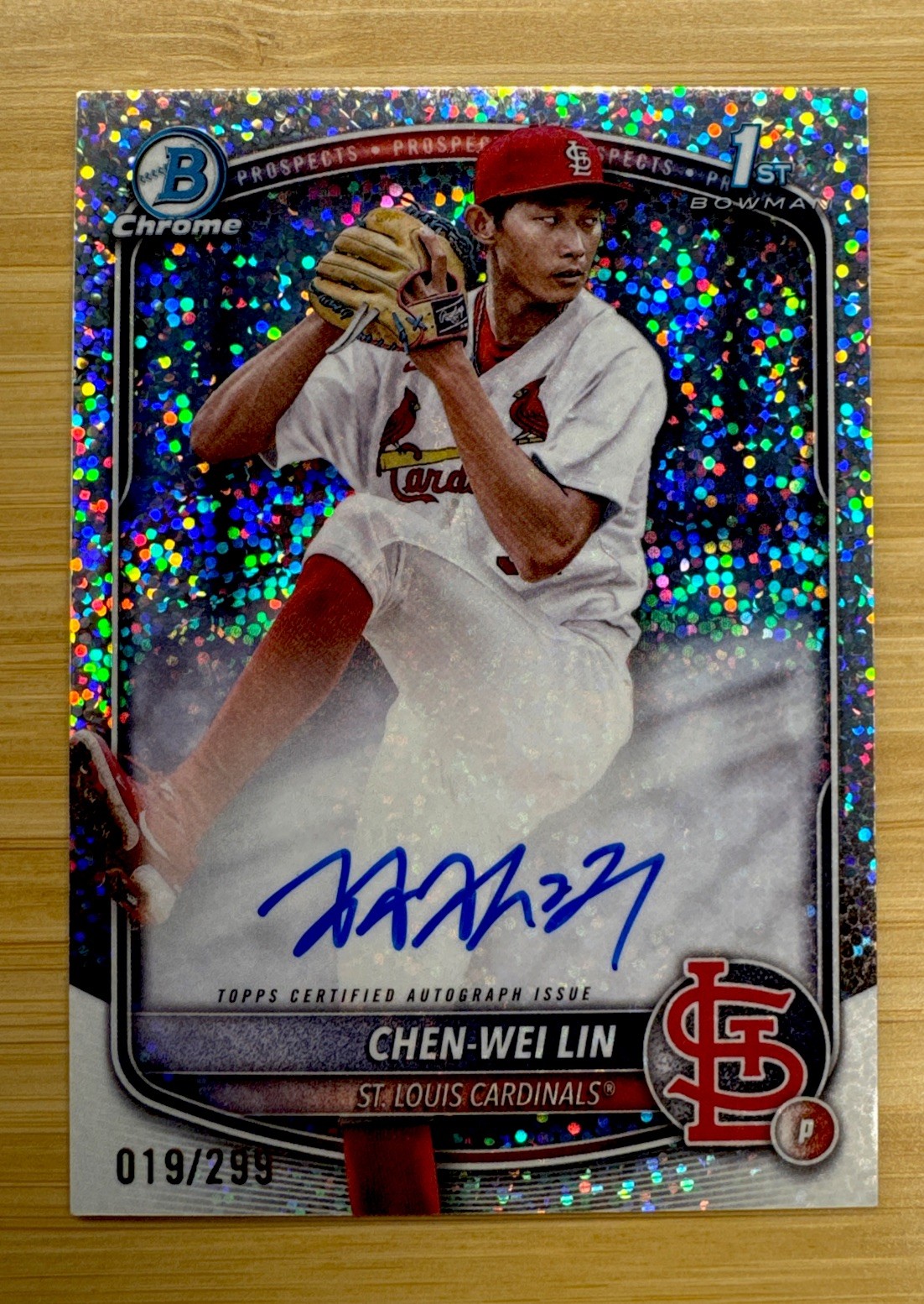 2025 Bowman Chrome Baseball Chen Wei Lin 1st Speckle Rookie Autograph Card /299