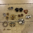 Small Lot Of Vintage Costume Jewelry Brooch Clip On Earrings
