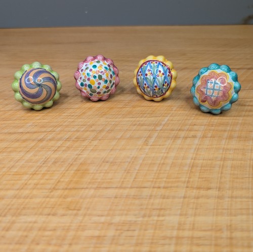 Set of 4 MacKenzie Childs Petit Four Taylor Ceramic Round Drawer Cabinet Knobs