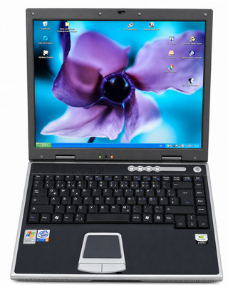 Yakumo 8640HC Pentium4 2,8GHz GeForce4 440 Go 64MB Windows XP GEPRÜFT Retro