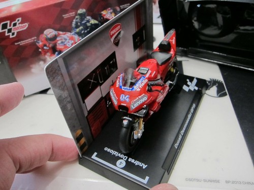 GRANI & PARTNERS - motoGP - Ducati Desmosedici GP19 nº4 - Mini Bicicleta 1/24 - R51 - Imagen 5 de 9