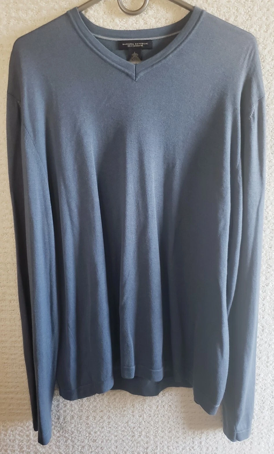 Banana Republic Men’s Blue V-Neck Silk Cashmere Blend Sweater Sz Large L