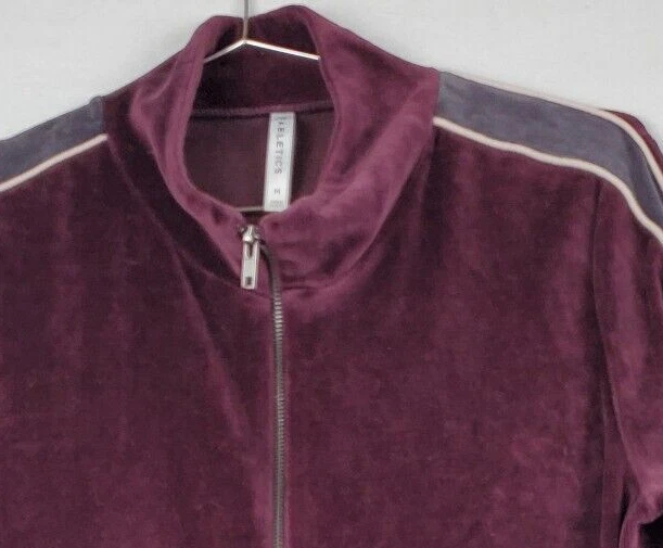 Chaqueta de terciopelo Fabletics para mujer mediana púrpura calentamiento de pista media cremallera manga larga Foto 3 de 4