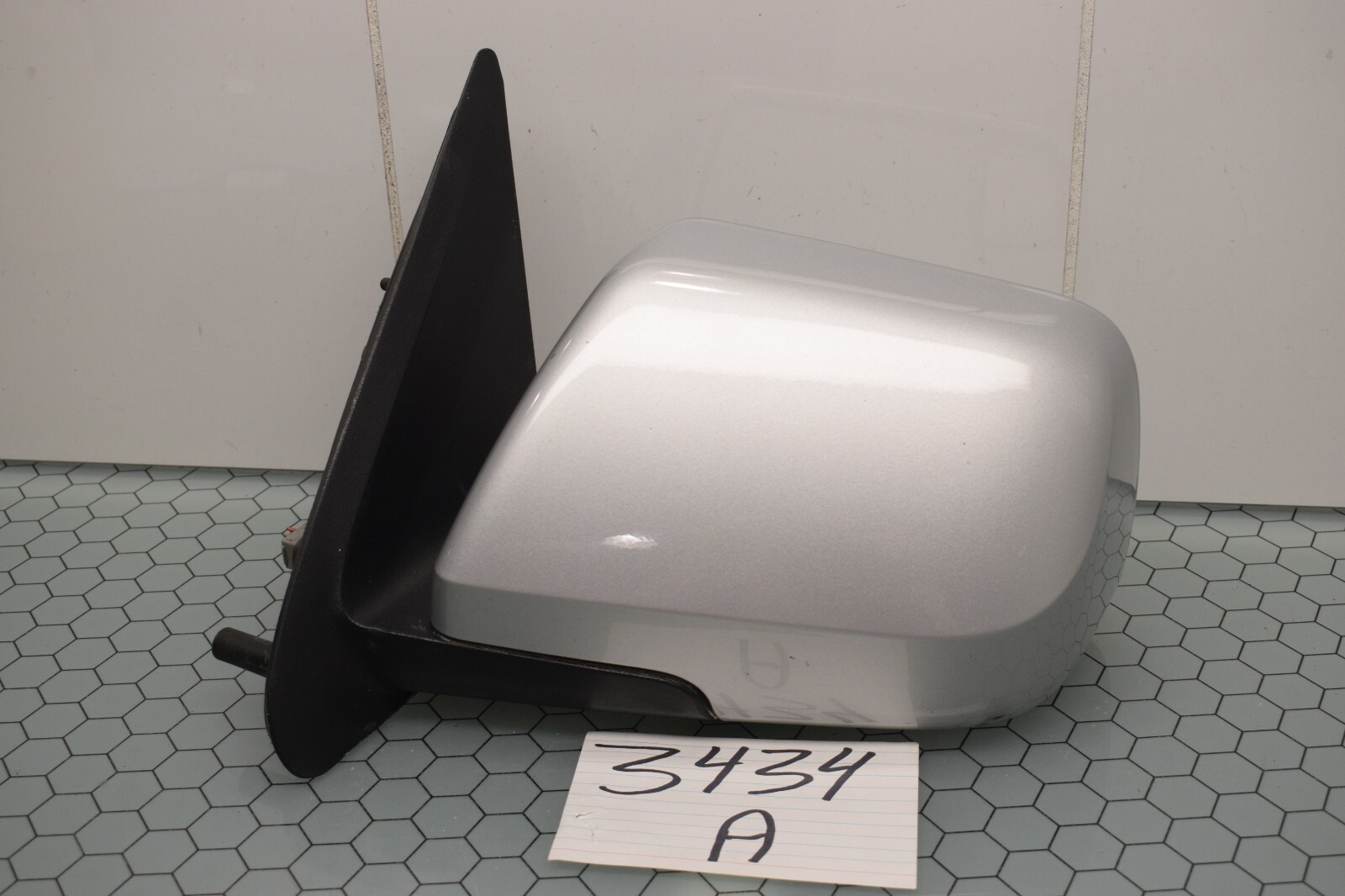 08 09 Ford Escape DRIVER side Mirror Used Power #3434-A 