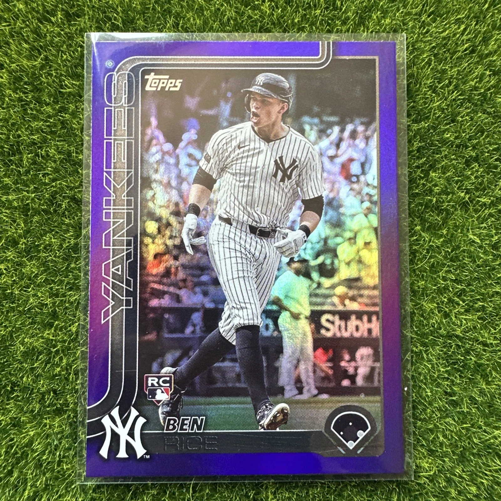2025 Topps Series 1 - Ben Rice #337 Purple Rainbow /250 (RC)