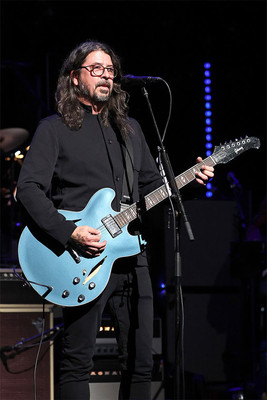 Dave Grohl - Foo Fighters American Singer - Drummer - Music - POSTER 20''x30''
