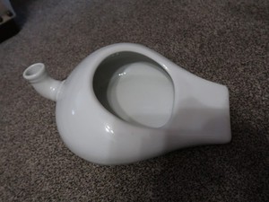 Antique Porcelain White Bed Pan Chamber Pot Urinal Vintage Planter excellent