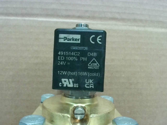 Parker 7321GBN53NMCN0D500C2 2-Way Solenoid Valve 3/4" NPT 24VDC-New In Box img