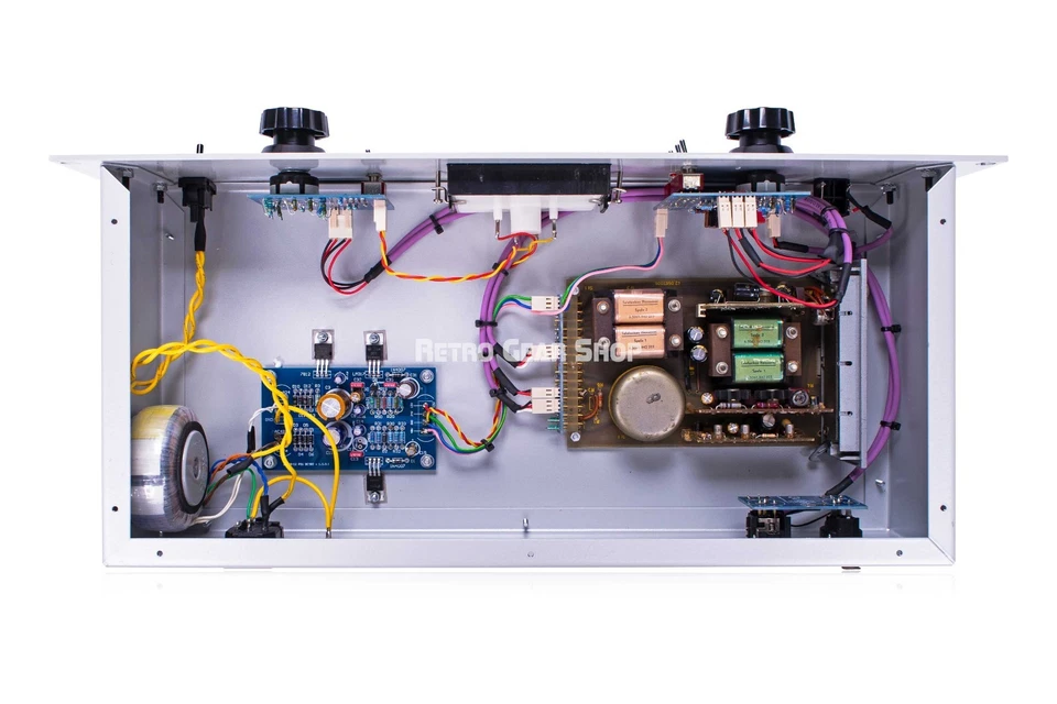 Telefunken V672 Vintage Preamp Stereo Pair Racked Microphone Pre - Image 4 of 4