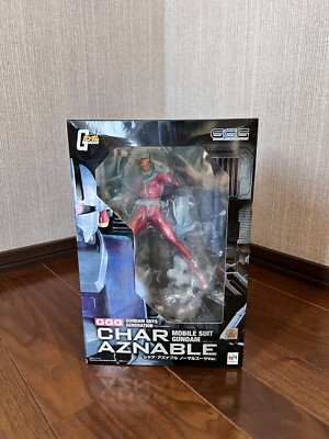 GGG シャア・アズナブル ノーマルスーツVer. 機動戦士ガンダム ガンダム」シャアがGGGに登場！ シャア専用スーツ＆ジオン軍ヘルメット