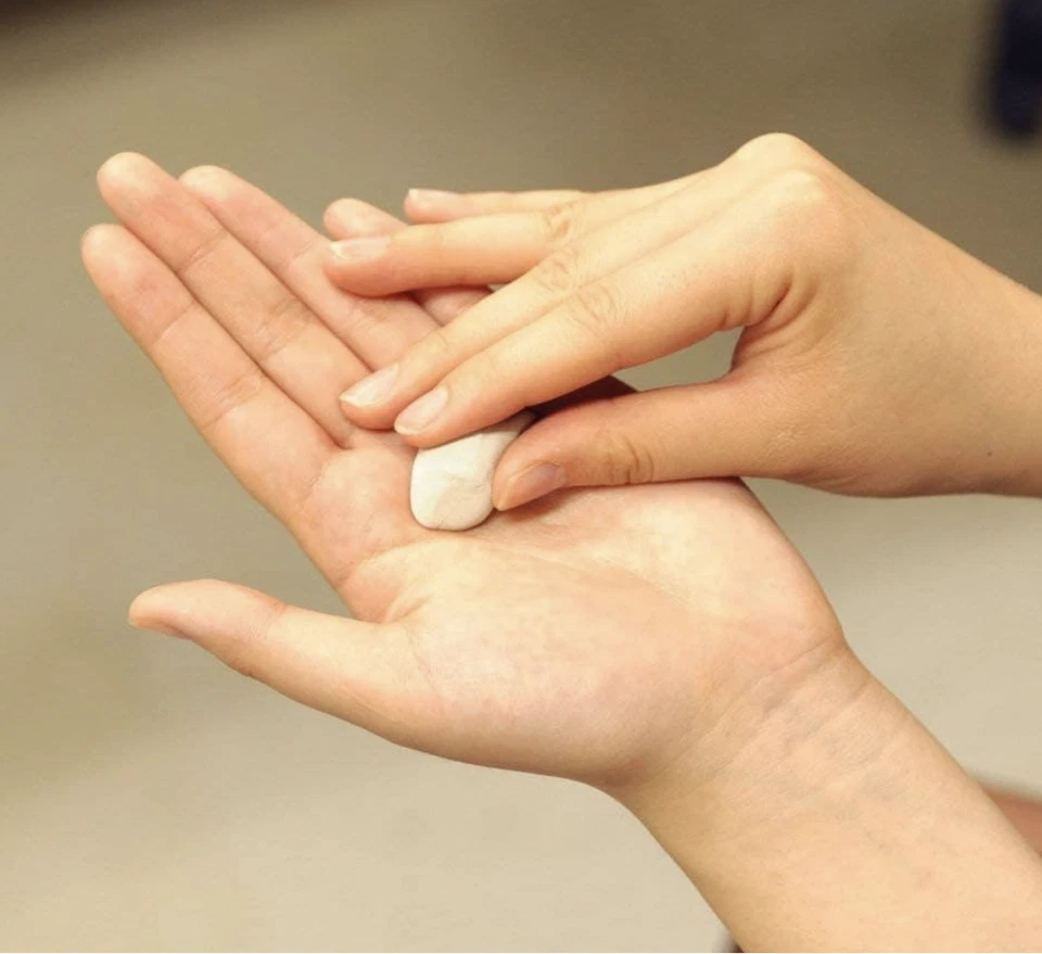 Argilla argentata artistica 50 g argilla metallo prezioso argento A-275 Giappone - Immagine 2 di 4