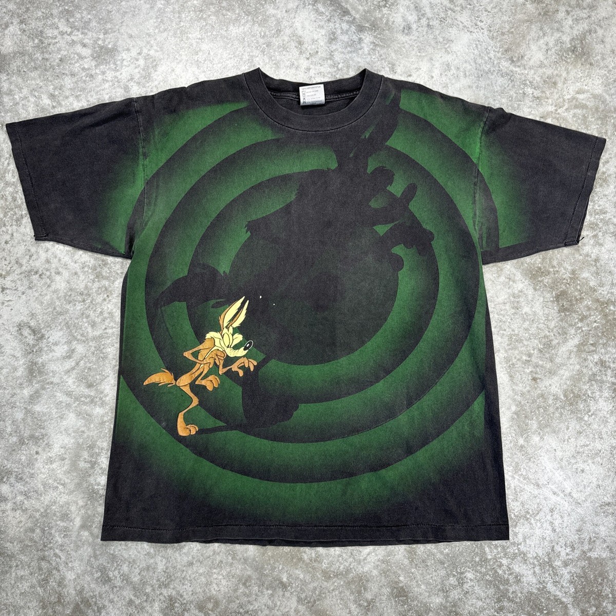 Vintage 90s Looney Tunes Wile E Coyote T-Shirt Men's XL Vintage 90s Looney Tunes Wile E Coyote T-Shirt Men's XL