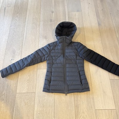 J. Lindeberg Ease Down Hooded Jacket Women s Golf Ski Small 800FP Black EXC