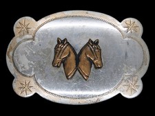 UD17154 VINTAGE 1970s  DUELING HORSES  WESTERN  COWBOY BELT BUCKLE