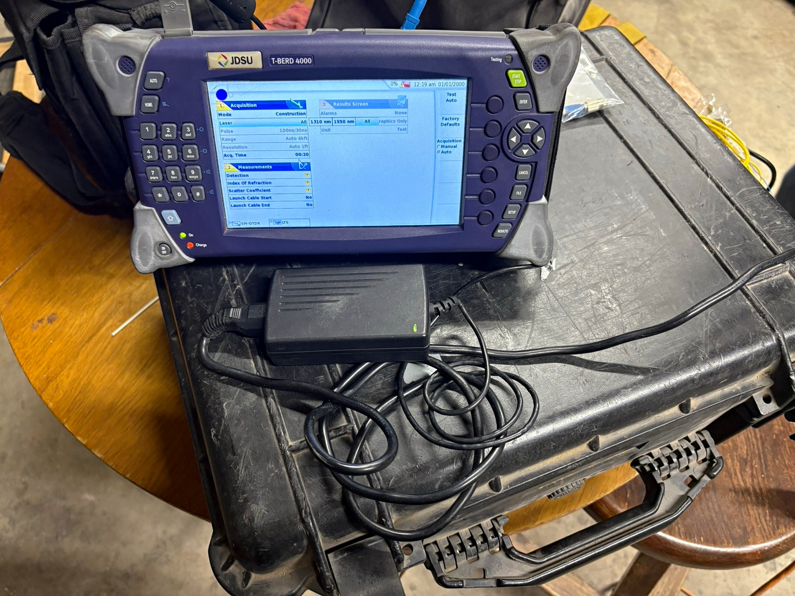 JDSU T-BERD 4000 Handheld Single-Mode OTDR 1310/1550nm SC w/ Case