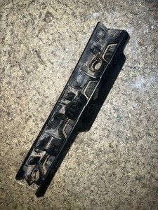 BMW 5 E60 Kotflügelhalter vorne links 7066227 2.50 Diesel 2005 33760099