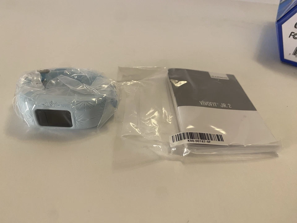 NIB Garmin VivoFit Jr2 Junior 2 Fitness Tracker Watch Disney Frozen Elsa - Image 4 of 4
