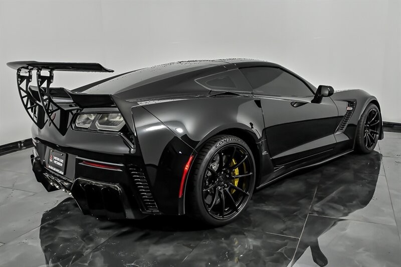 2016 Black Chevrolet Corvette   | C7 Corvette Photo 9