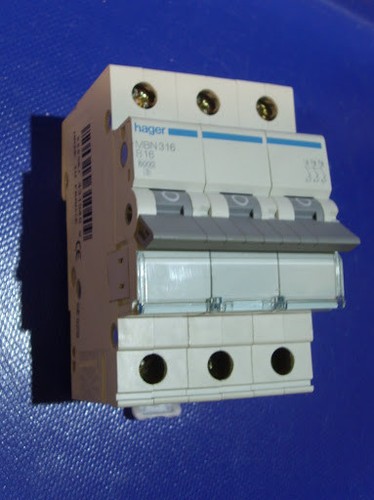 Hager Leitungsschutzschalter MBN MCN MCS MBS 1 pol 3 pol 10 16 20 25 32 40 A 116 - Bild 11 von 28