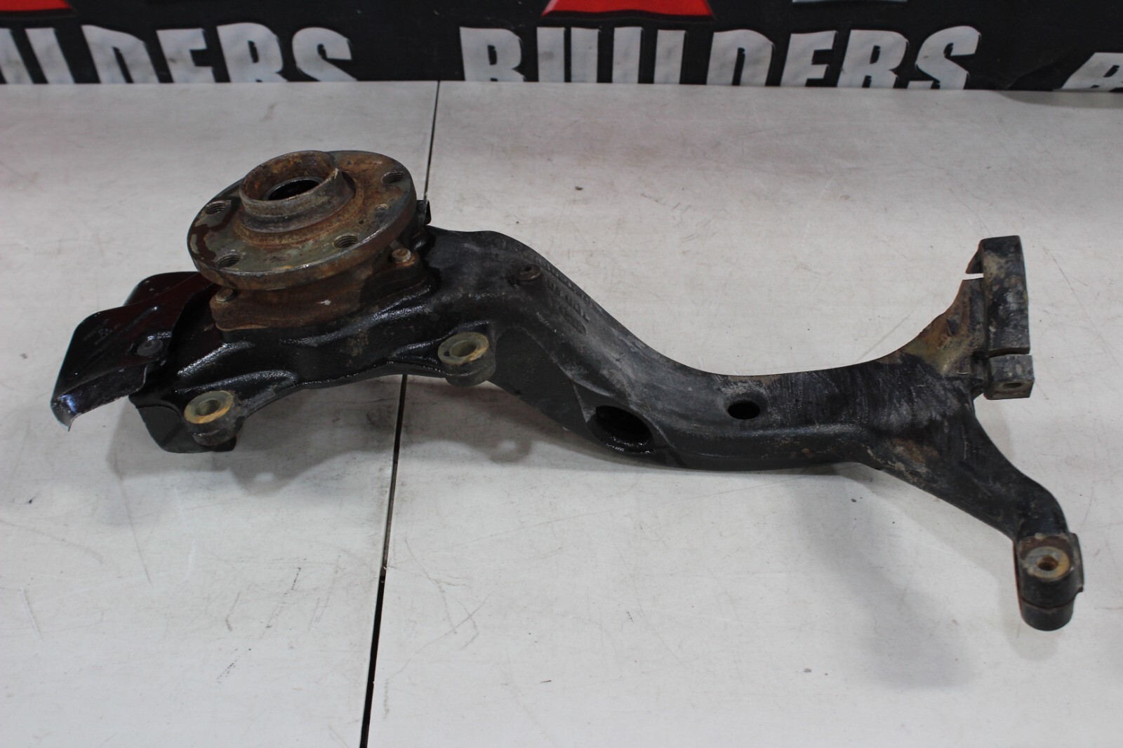 2006 BENTLEY CONTINENTAL FLYING SPUR FRONT LEFT STEERING KNUCKLE SPINDLE HUB