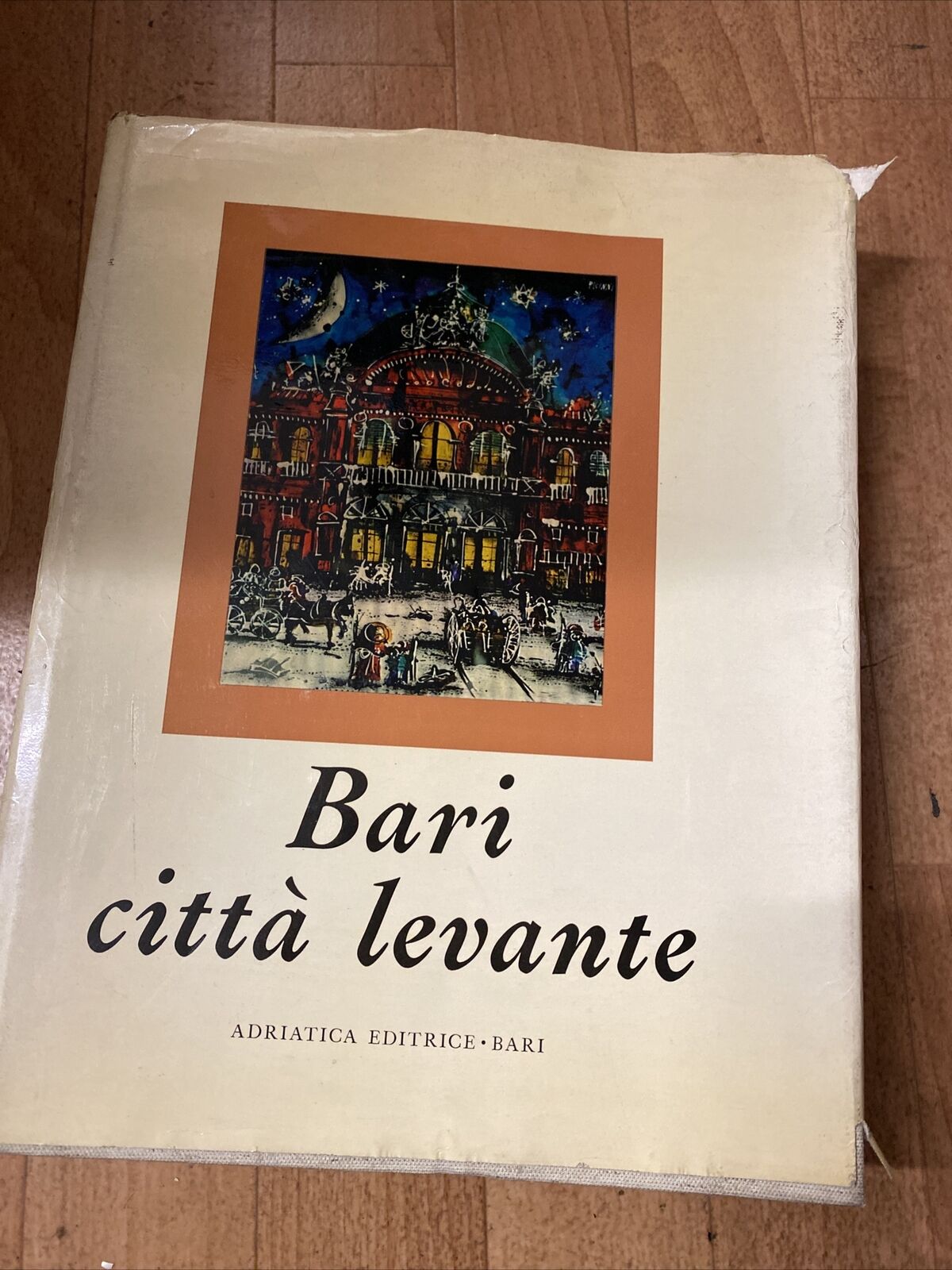 Foto 1 di 4