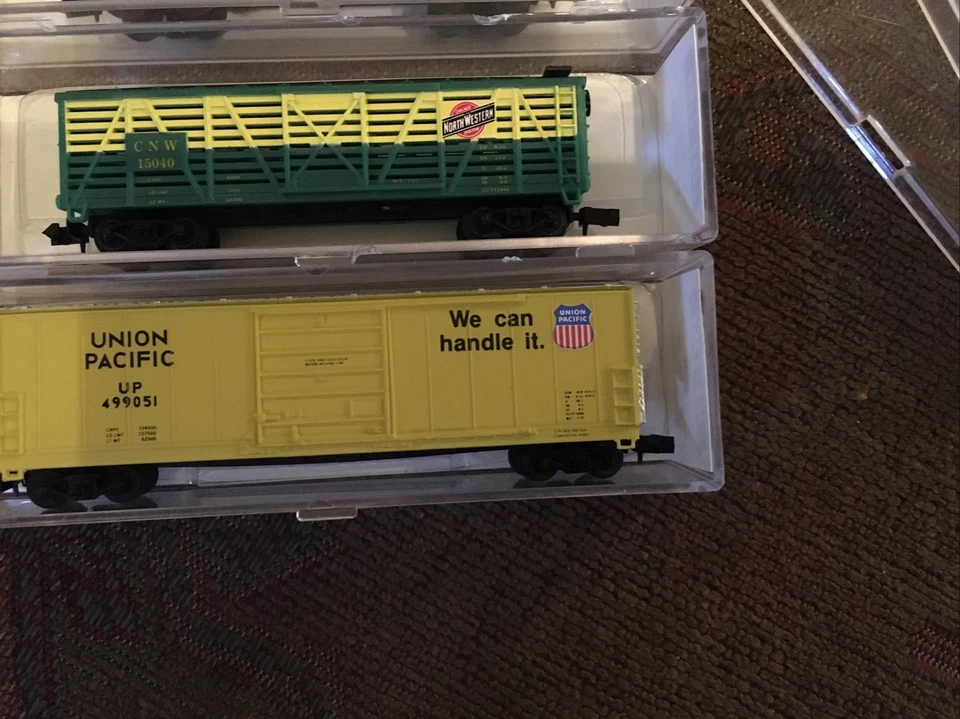 N Scale - Life Like Tanker, Stock Car & Evan 50’ - Image 2 of 4