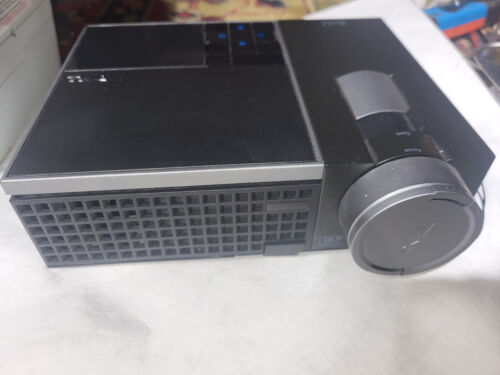 Dell M410HD DLP Projector 161 Lamp Hours , Remote (NO POWER CORD)