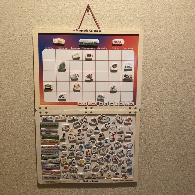 melissa-and-doug-my-monthly-magnetic-calendar-kids-wood-folding-hanging