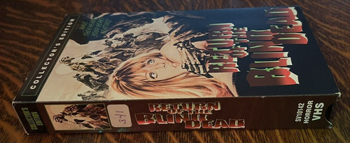 VHS TAPE~ RETURN IN THE BLIND DEAD~ 1997~ COLLECTORS EDITION - Picture 3 of 7