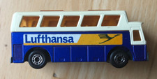 Matchbox Lesney Superfast No. 65 Airport Coach "Lufthansa"