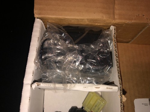 NOS ComNet Ericsson Panther 600M GM600HF7X mobile radio - Picture 9 of 12