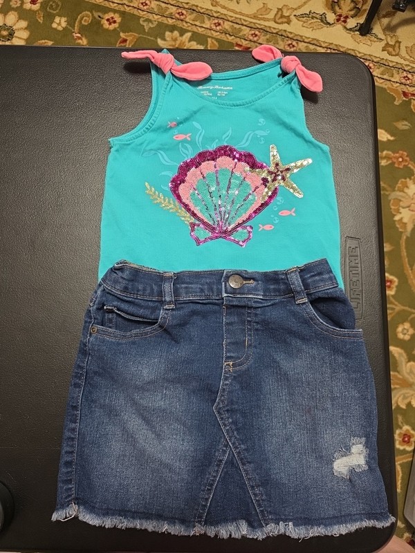 Girls Sz 4-5 Denim Distressed Skirt And Tank Top