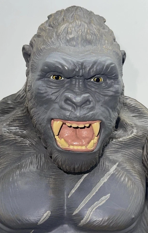 Figura de acción de juguete grande King Kong Skull Island 18" Lanard 2016 Monster Gorilla Foto 2 de 4