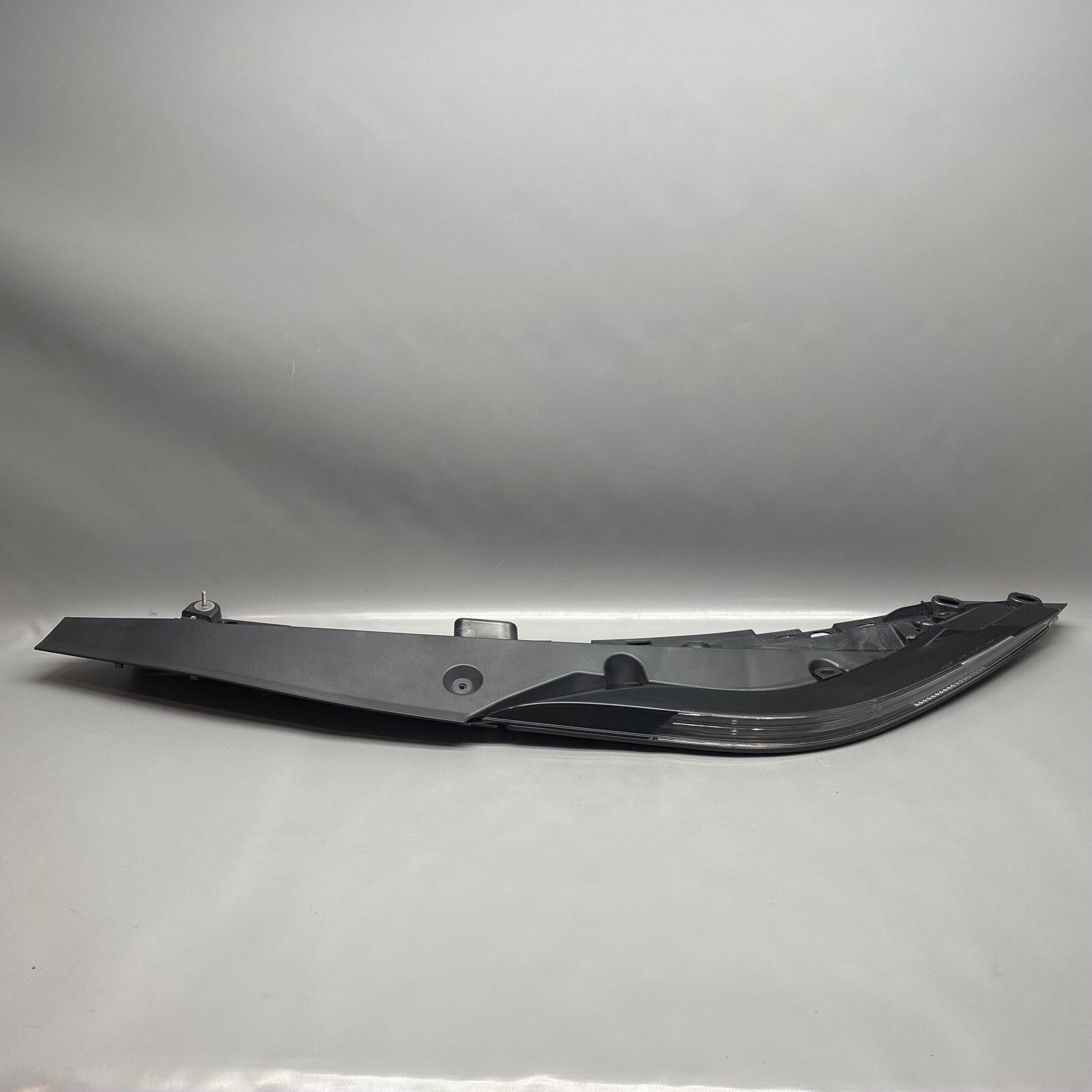 BMW i8 2019-2020 Right Turn signal light