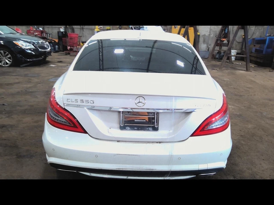 Pinça de passageiros tipo 216 traseira CL600 compatível com 07-14 MERCEDES CL-CLASS 6831461 - Imagem 2 de 4